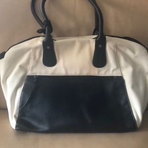 Black & White Lululemon Bag
